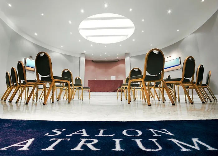 Hotel Gounod Fully Renovated